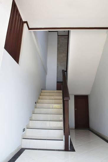 Puri Jayaraja Guest House Kuta Lombok Kültér fotó